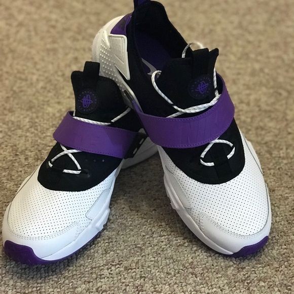 NIKE AIR HUARACHE RUN DRIFT PREM WHITE/HYPER GRAPE - Picture 3 of 7